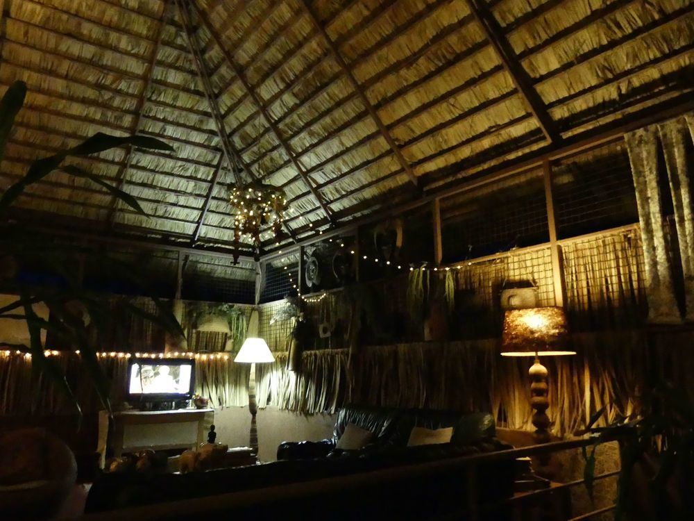Ikweta Safari Camp Hotel Maua Exterior photo
